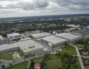 Dedra dobiera powierzchnię w MLP Pruszków I