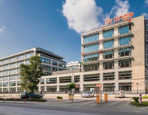 [Warszawa] Orange pozostaje na dłużej w dotychczasowej lokalizacji