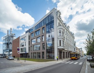 [Łódź] Kamienica przy Tuwima gotowa na Tuvima