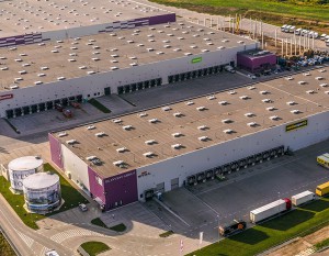 [Śląskie] DL Invest Group z dużym wynajmem magazynowym w Psarach