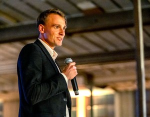 Alexandre Huyghe, Revive: Budujemy społeczność