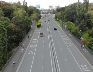 [Warszawa] Wielu chętnych do przebudowy wiaduktów Trasy Łazienkowskiej