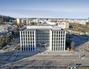 [Gdynia] W biurowcu K2 pojawi się międzynarodowy spedytor