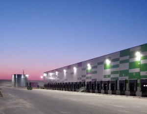 [Mazowieckie] Firma Dr Max wynajmuje magazyn w Teresinie