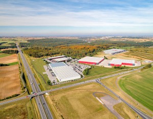 [Pomorskie] 7R oraz czeski WOOD & Company budują wspólnie magazyny