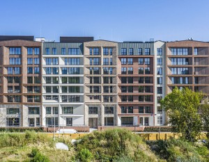 [Warszawa] Port Praski z dwoma nowymi budynkami mieszkalnymi