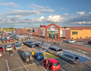 [Polska] Shopper Park Plus kupuje osiem hipermarketów Auchan