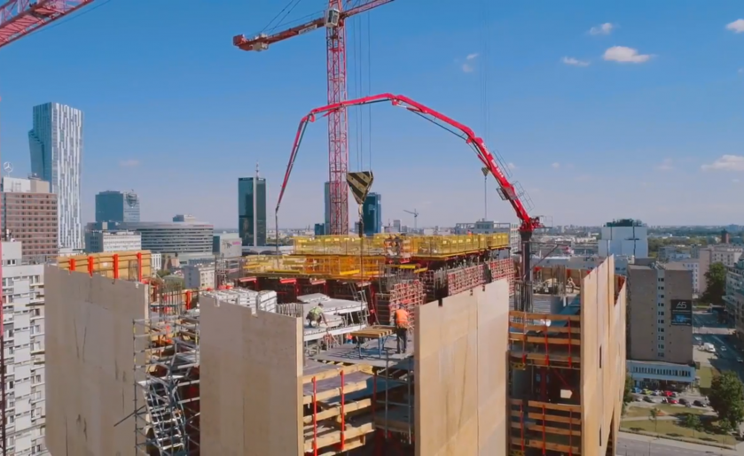 [Warszawa] Mennica Legacy Tower z lotu ptaka