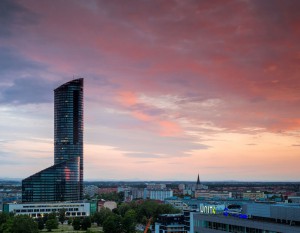 [Wrocław] Piotr i Paweł pozostaje w Sky Tower i w Arkadach Wrocławskich