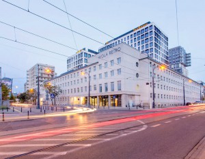 [Warszawa] Develia sfinalizowała sprzedaż biurowca Wola Retro