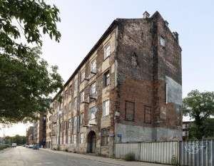 [Warszawa] Zabytkowa praska kamienica zostanie odrestaurowana