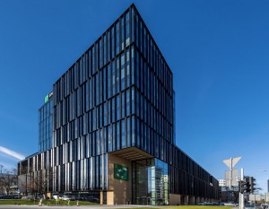 [Warszawa] Yareal sprzedał dwa biurowce w kompleksie LIXA