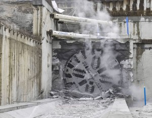 [Łódź] Prace przy budowie podziemnego tunelu kolejowego potrwają do końca przyszłego roku