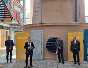 [Warszawa] Politechnika może korzystać z przebudowanego gmachu dydaktycznego