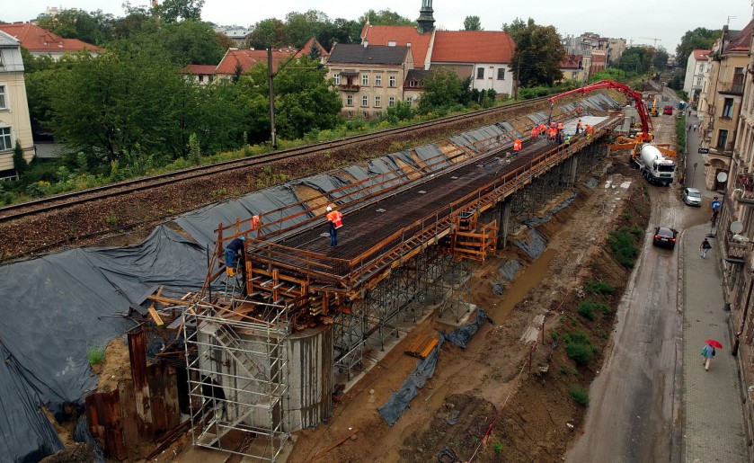 [Kraków] Budowa nowoczesnych estakad kolejowych